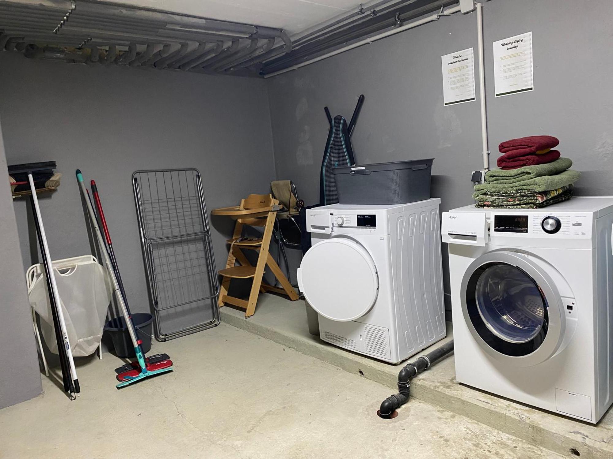 Apartment Roomy Comfort - Zwischen Heidelberg Und Mannheim Edingen-Neckarhausen Eksteriør billede