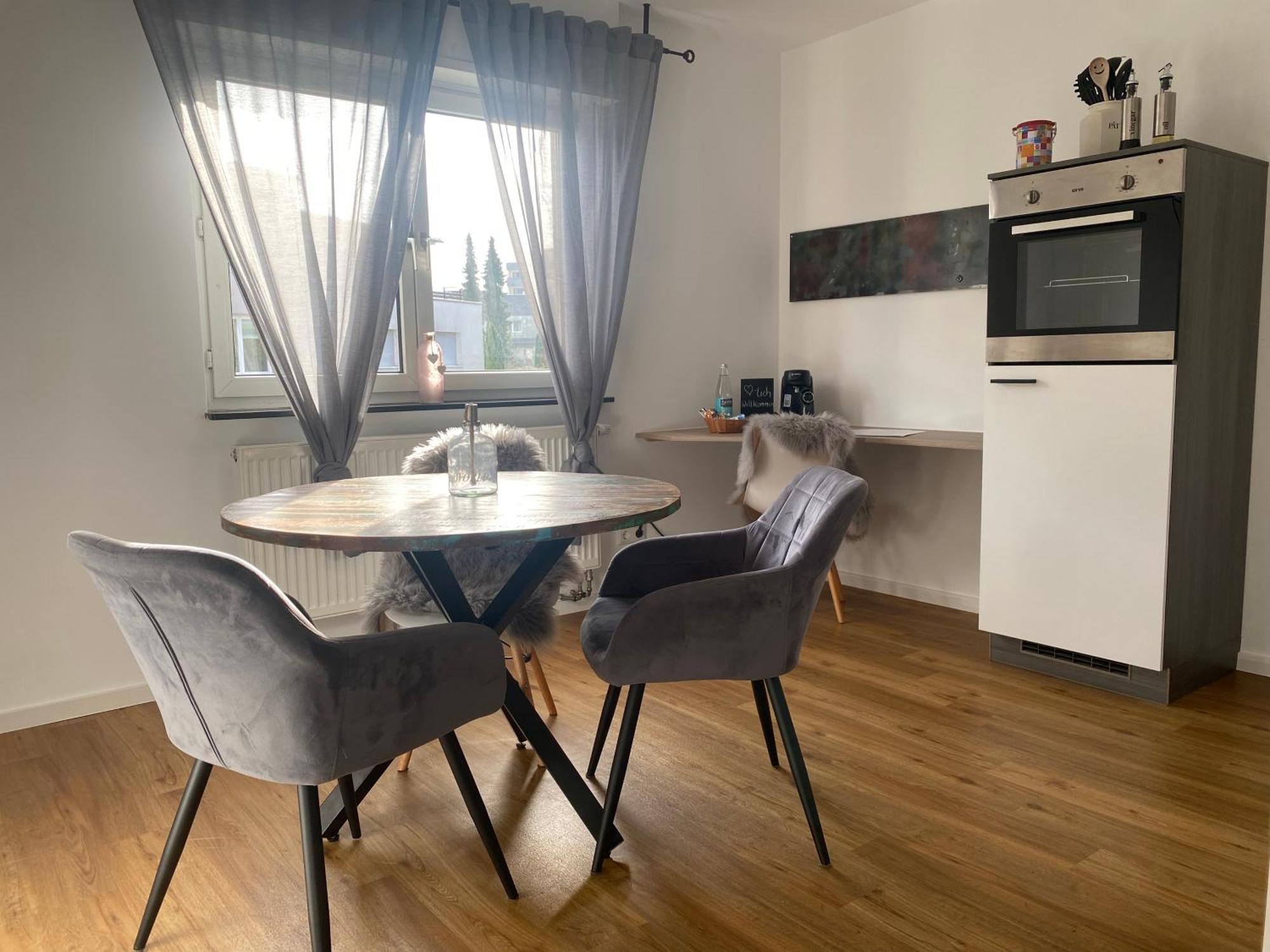 Apartment Roomy Comfort - Zwischen Heidelberg Und Mannheim Edingen-Neckarhausen Eksteriør billede