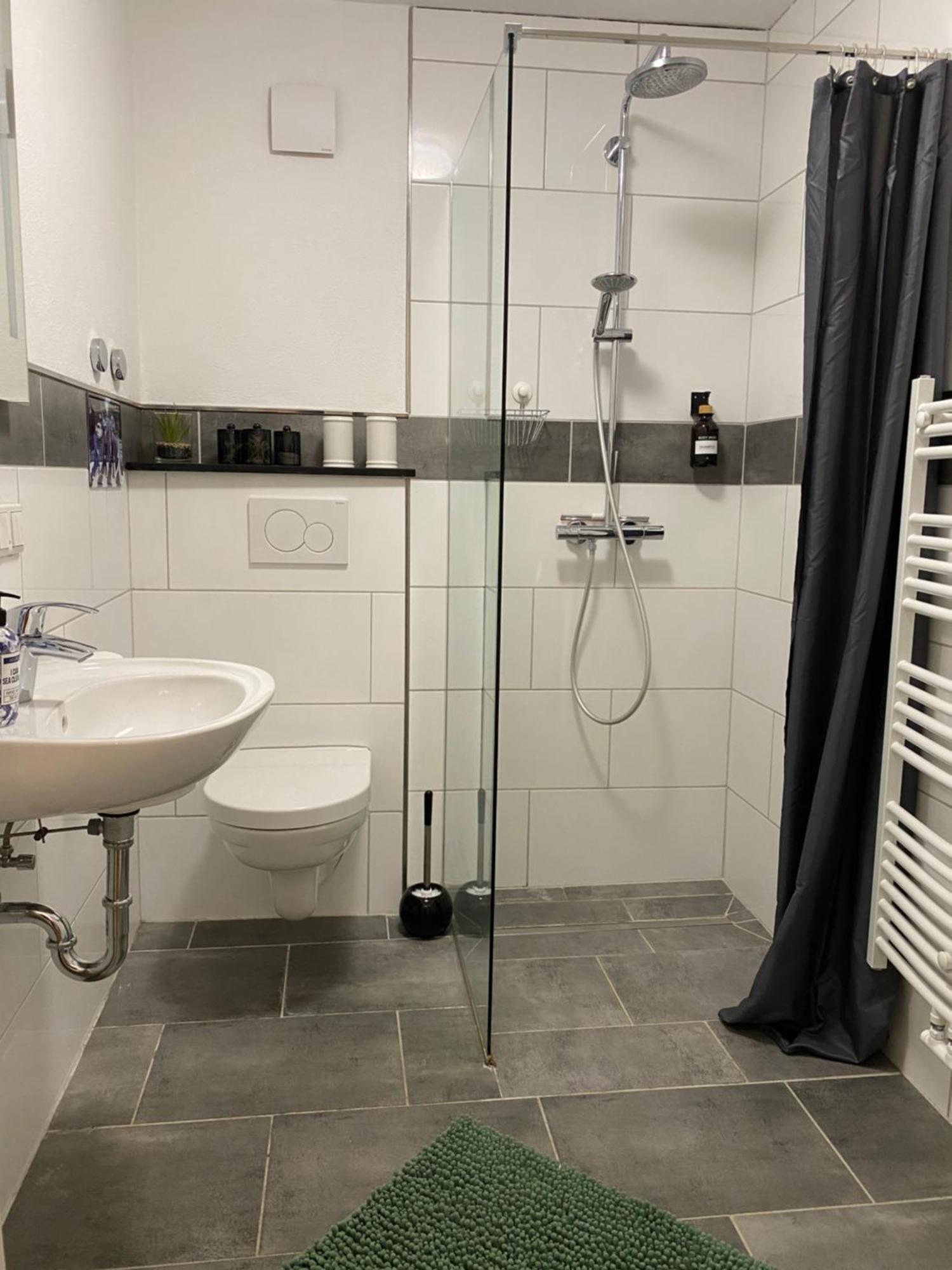 Apartment Roomy Comfort - Zwischen Heidelberg Und Mannheim Edingen-Neckarhausen Eksteriør billede