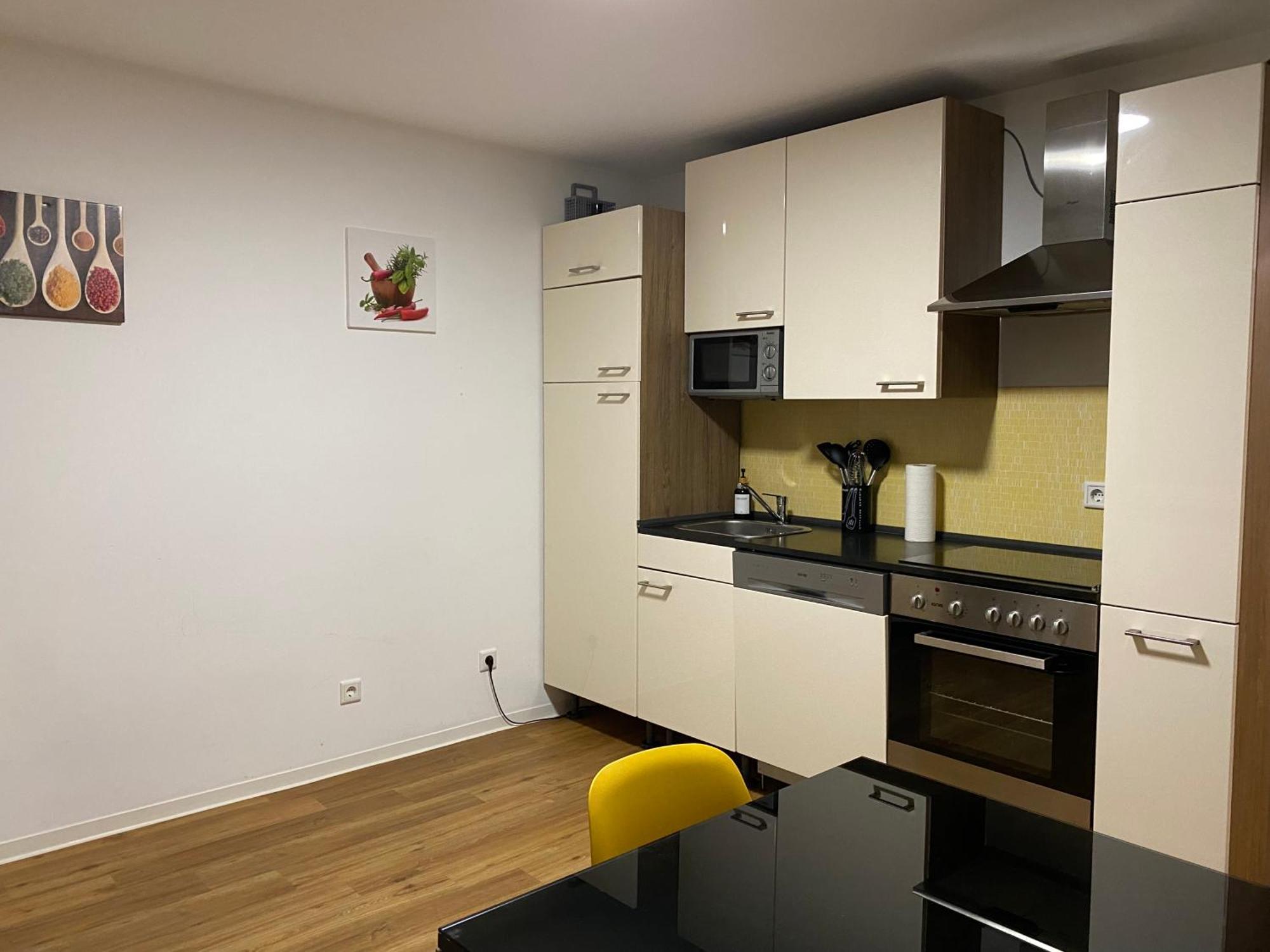 Apartment Roomy Comfort - Zwischen Heidelberg Und Mannheim Edingen-Neckarhausen Eksteriør billede