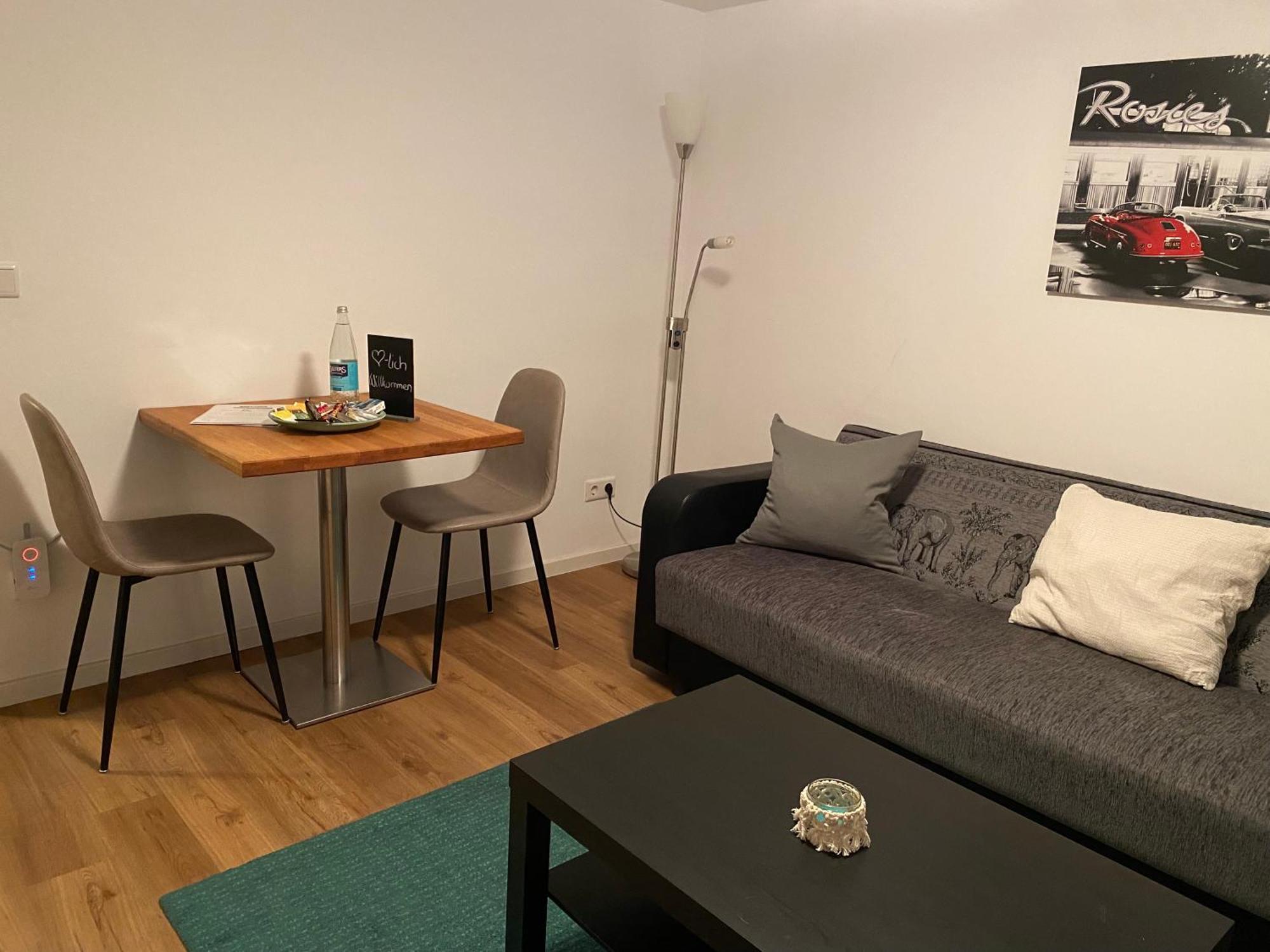 Apartment Roomy Comfort - Zwischen Heidelberg Und Mannheim Edingen-Neckarhausen Eksteriør billede